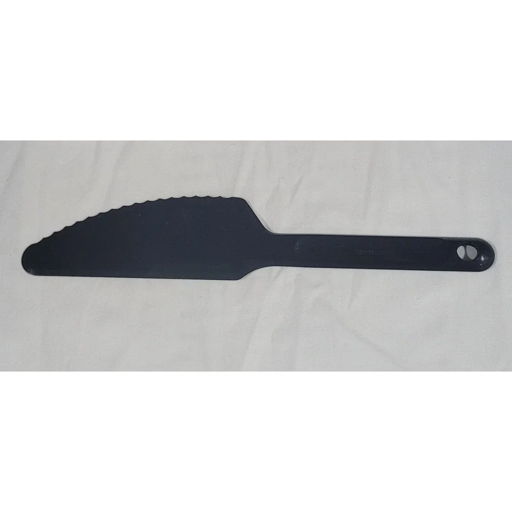 Vintage Tupperware Serrated Edge Cake Pie Cutter Knife-Black #1819